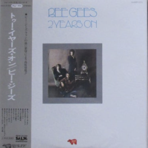 ビー・ジーズ<br><font color="brown">2 Years On</font></br>
